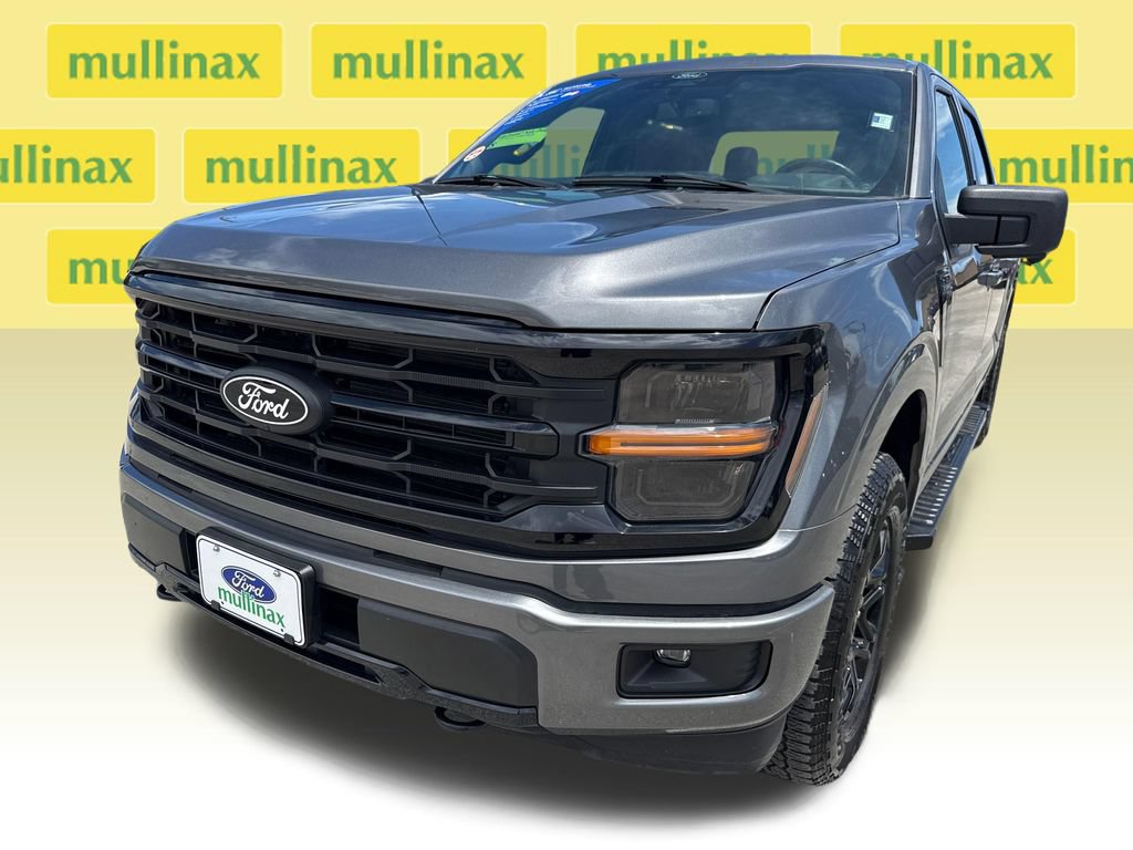 Certified 2024 Ford F150 XLT w/ XLT Black Appearance Package AWD/4WD image 10