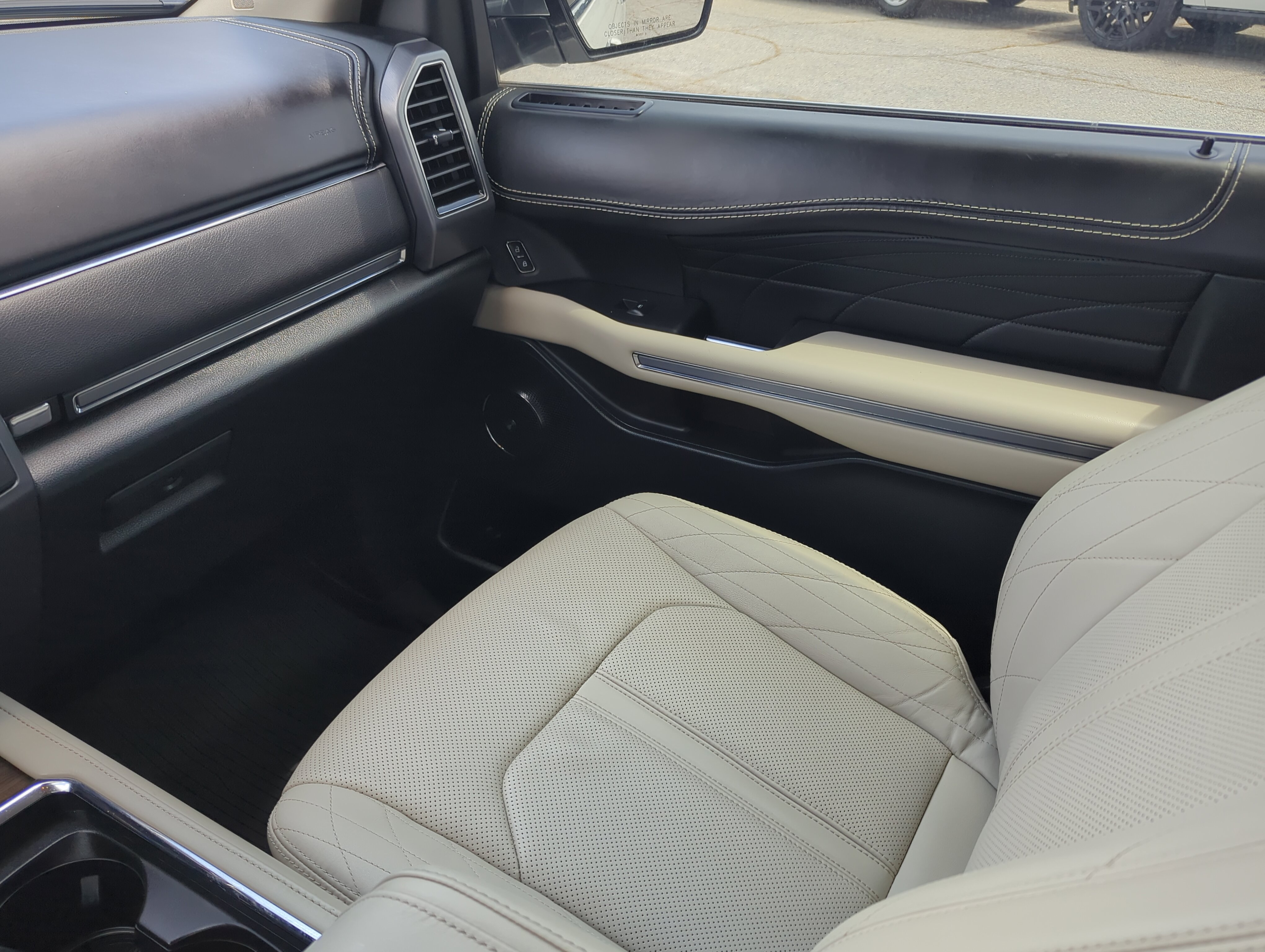 Certified 2021 Ford Expedition Platinum RWD image 15