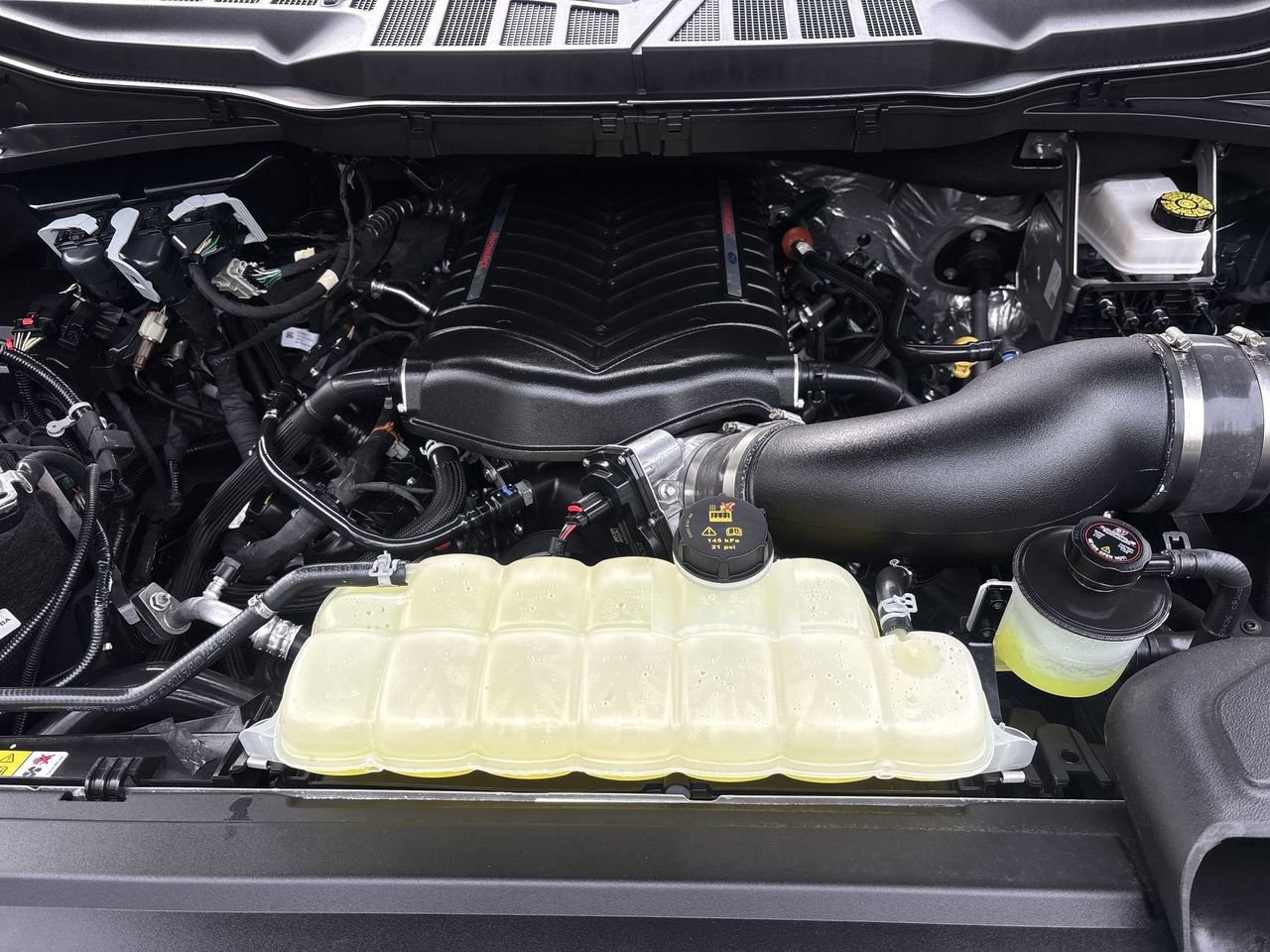 Certified 2025 Ford F150 Lariat w/ Equipment Group 502A High image 17