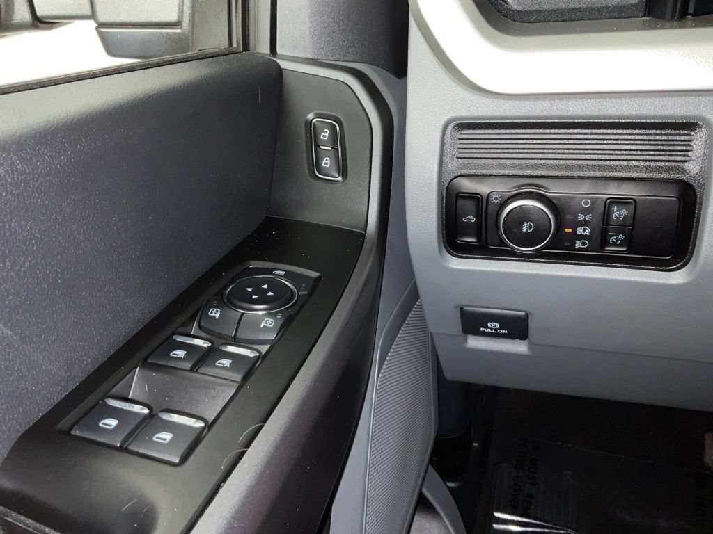 Certified 2025 Ford F350 XLT AWD/4WD image 19