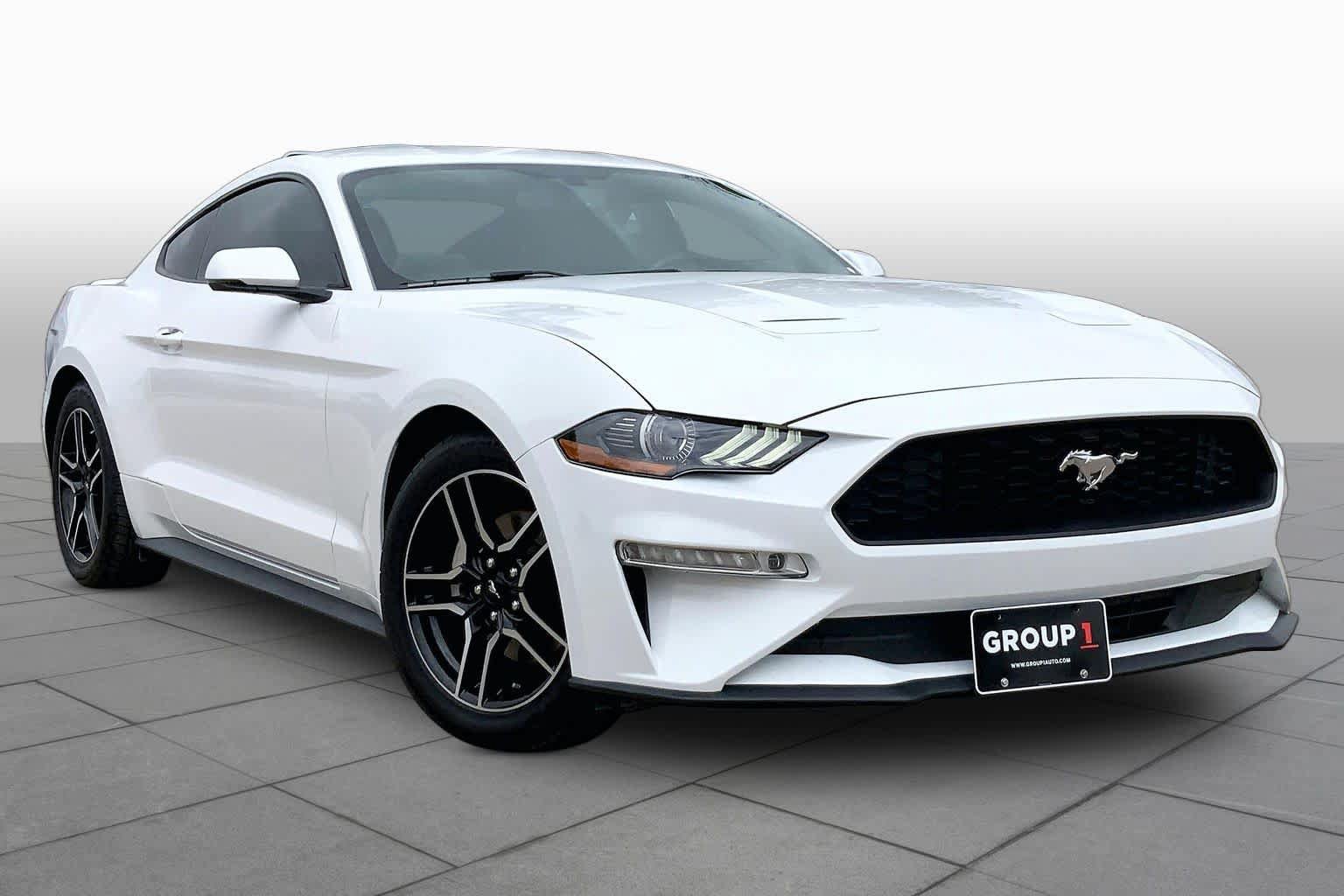 Certified 2019 Ford Mustang Premium RWD image 3