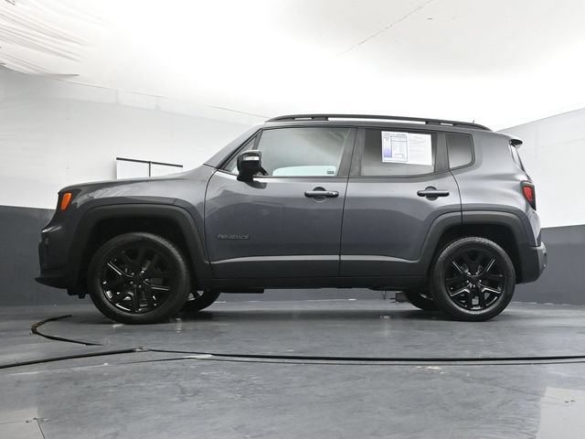 Used 2022 Jeep Renegade Altitude AWD/4WD image 30