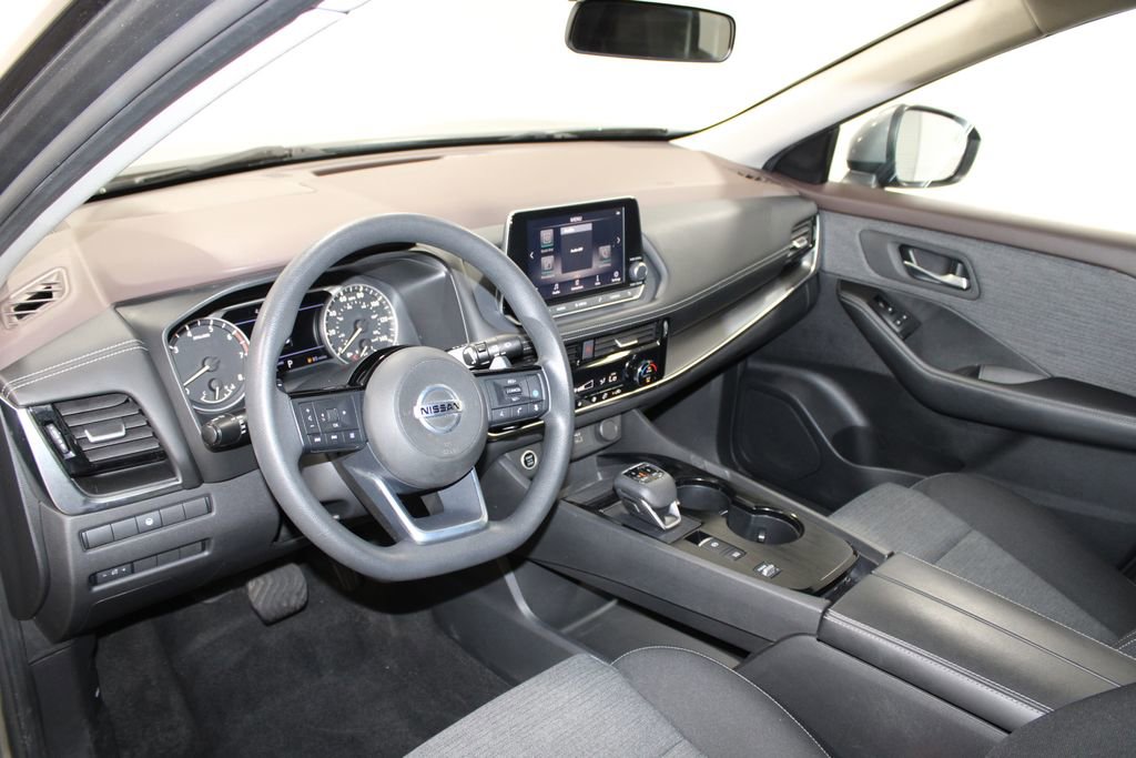 Used 2021 Nissan Rogue SV FWD image 21
