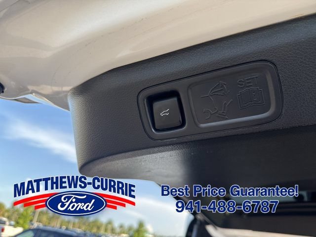 Certified 2023 Ford Expedition Max Limited AWD/4WD image 6
