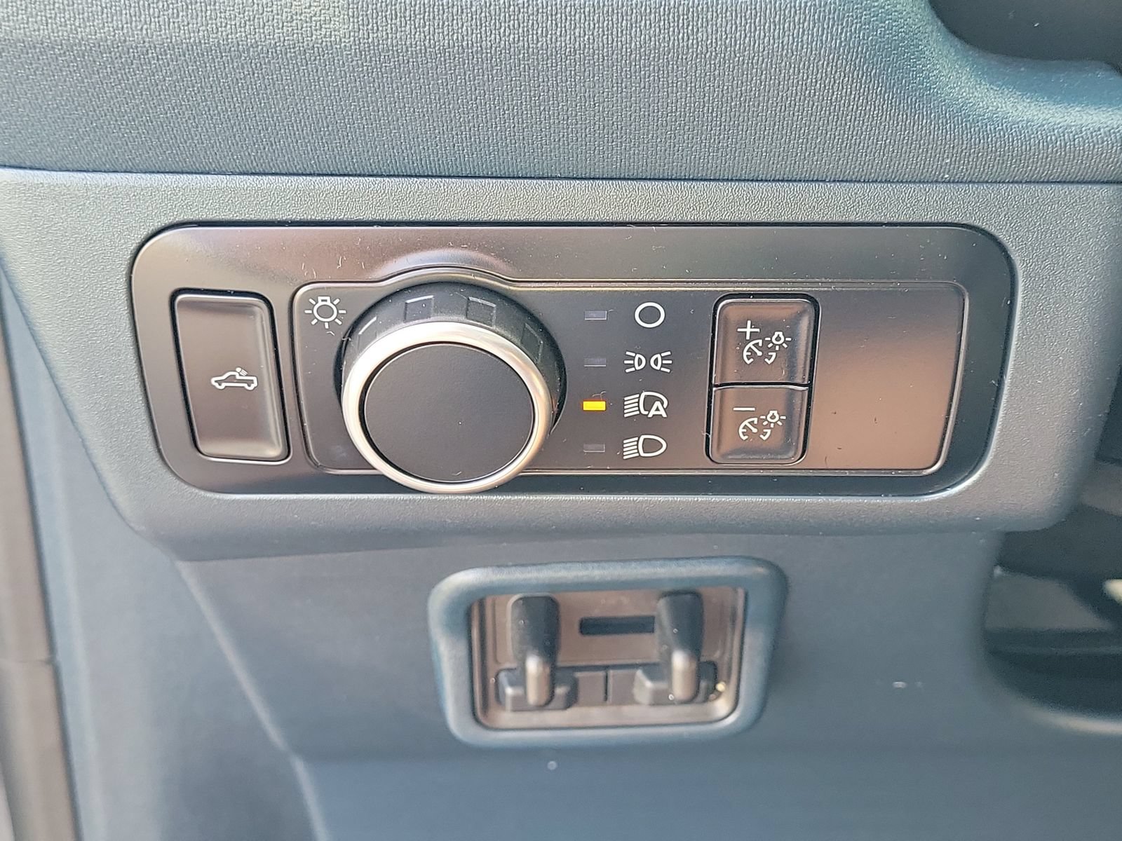 Certified 2024 Ford Maverick Lariat w/ 4K Tow Package AWD/4WD image 27