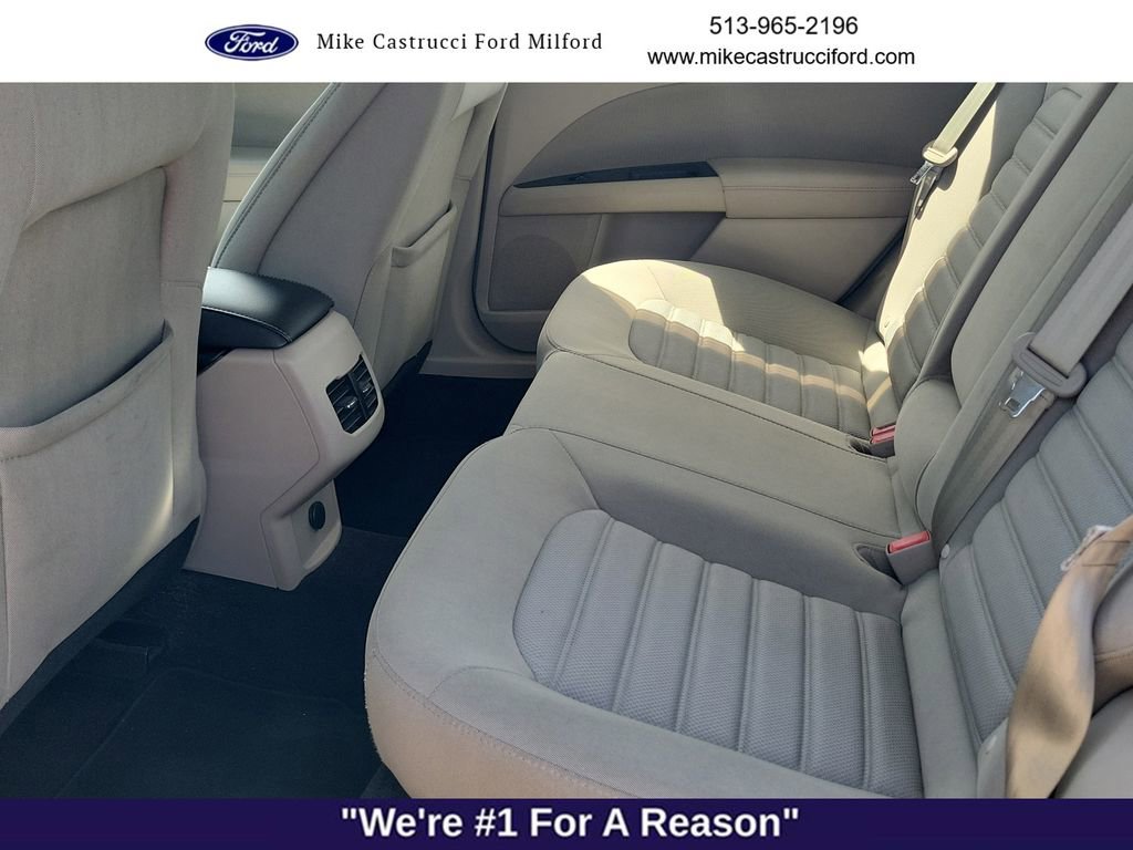 Certified 2017 Ford Fusion SE w/ Fusion SE Technology Package FWD image 27