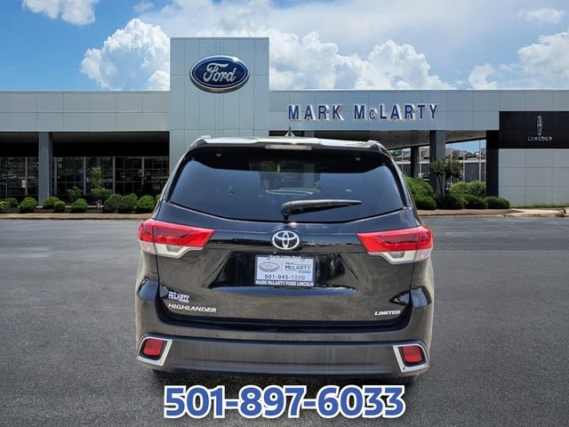 Used 2017 Toyota Highlander Limited FWD image 4