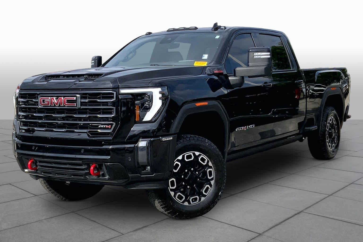 Used 2024 GMC Sierra 2500 AT4 w/ AT4 Premium Plus Package AWD/4WD image 2