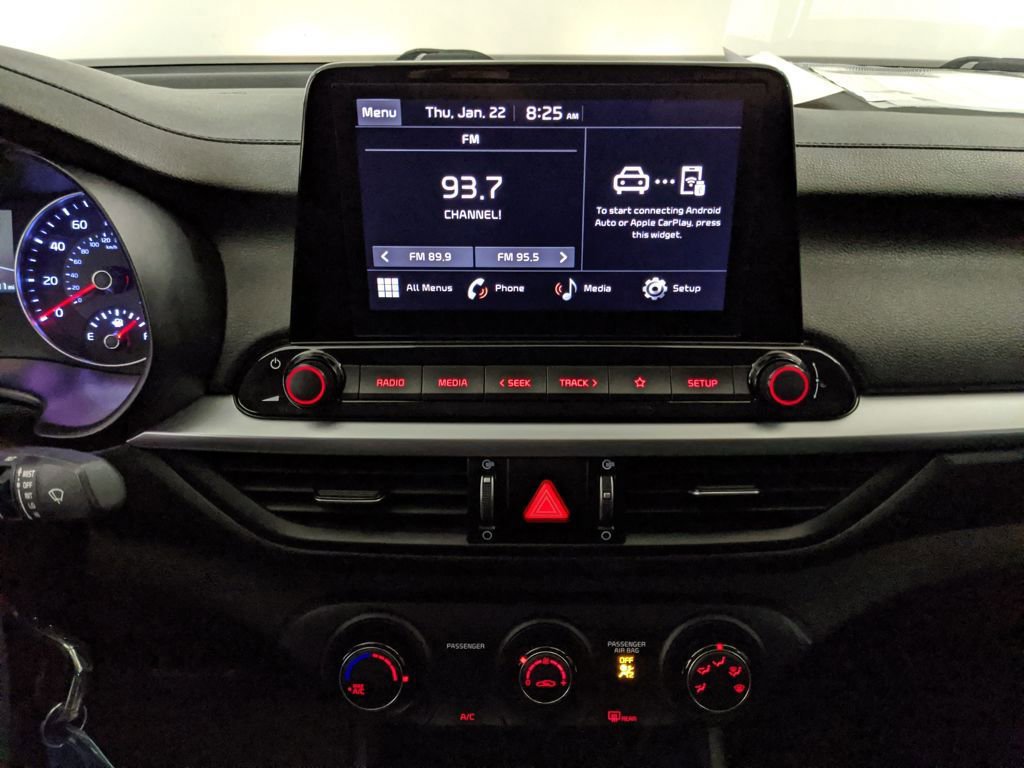 Used 2024 Kia Forte LXS image 8