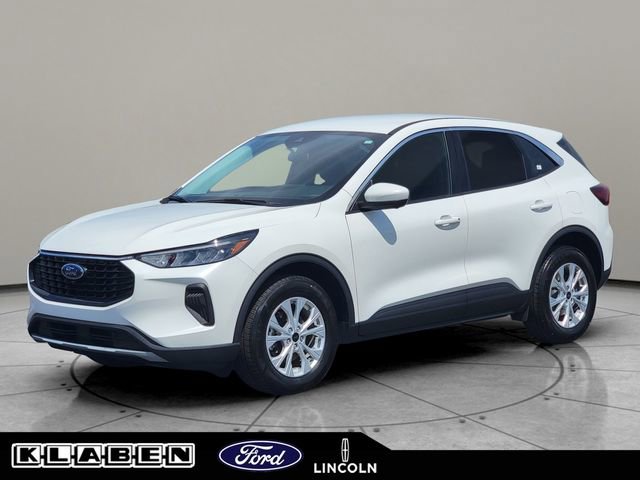 Certified 2023 Ford Escape Active w/ Tech Pack #2 AWD/4WD image 1