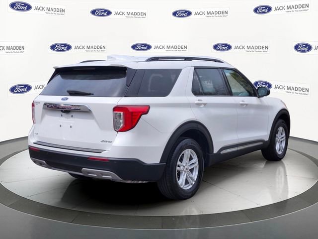 Certified 2022 Ford Explorer XLT w/ Equipment Group 202A AWD/4WD image 5