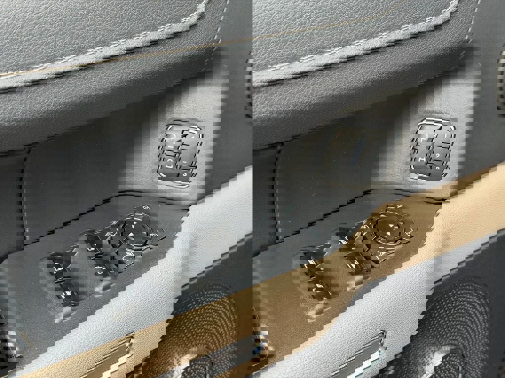 Certified 2024 Ford Expedition Limited image 22