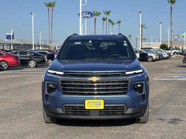 Used 2025 Chevrolet Traverse LT w/ Sun and Wheel Package FWD image 10