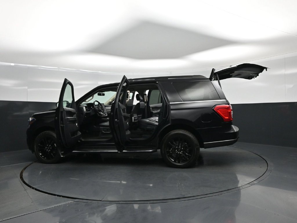 Certified 2022 Ford Expedition XLT RWD image 37