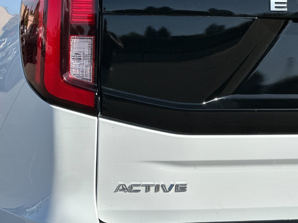 Certified 2025 Ford Expedition Active RWD image 25