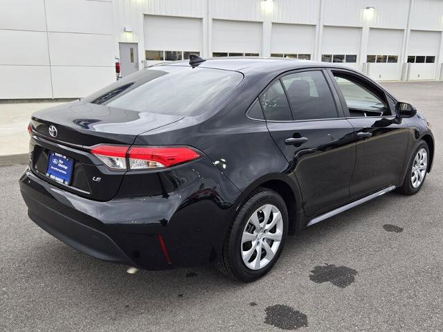 Used 2023 Toyota Corolla LE image 5