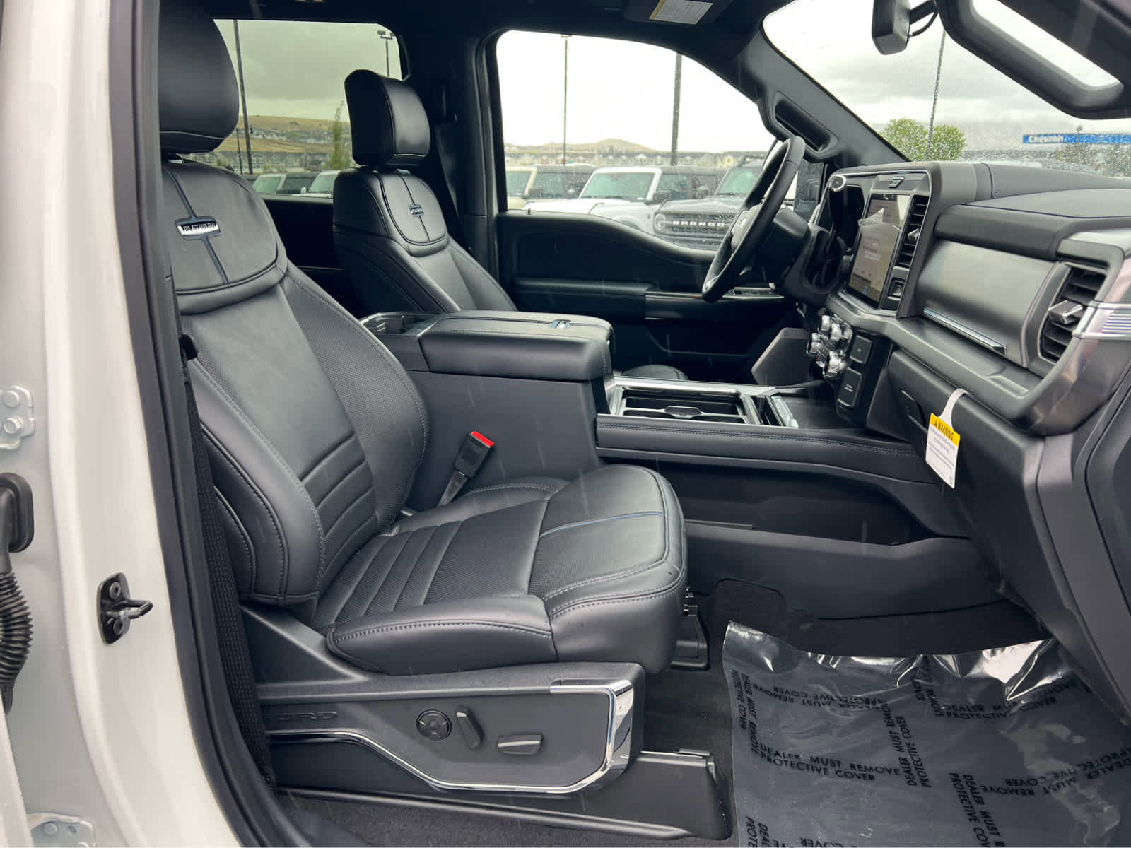 Certified 2025 Ford F350 Platinum AWD/4WD image 17