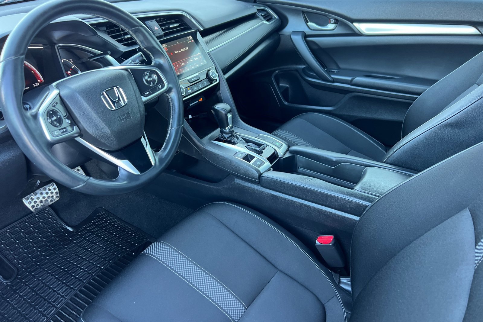 Used 2019 Honda Civic Sport image 11