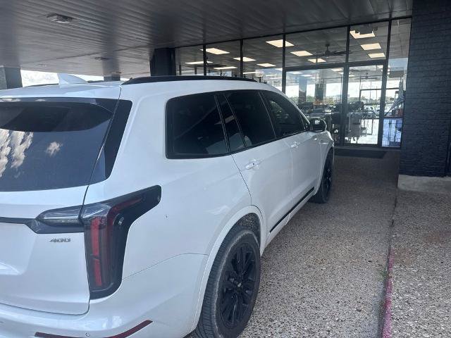 Used 2021 Cadillac XT6 Sport w/ LPO, ONYX Package AWD/4WD image 6