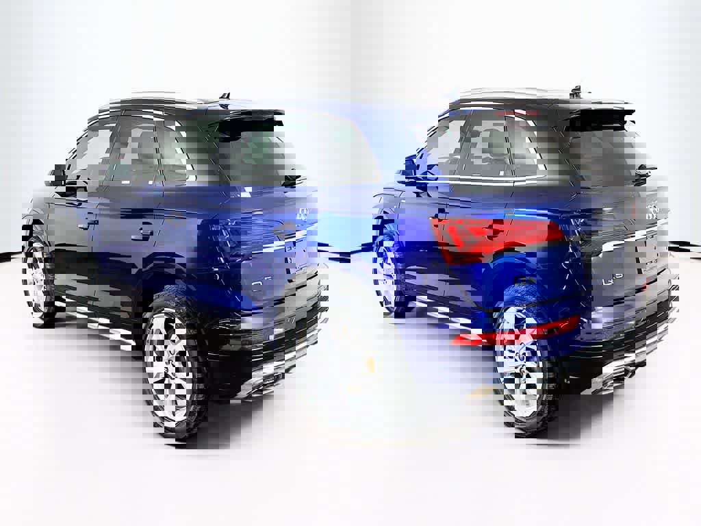 Used 2022 Audi Q5 2.0T Premium Plus image 3