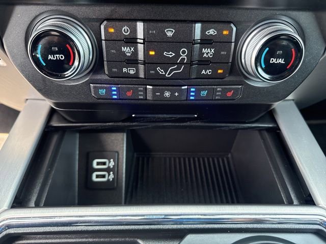 Certified 2019 Ford F350 Platinum w/ Platinum Ultimate Package AWD/4WD image 35