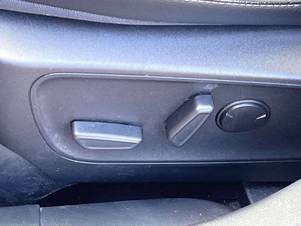 Certified 2022 Ford Escape SEL AWD/4WD image 17
