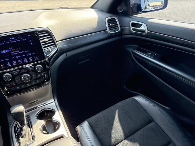 Used 2019 Jeep Grand Cherokee Altitude AWD/4WD image 14
