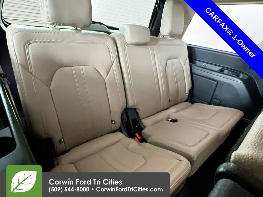 Certified 2024 Ford Expedition Limited image 18