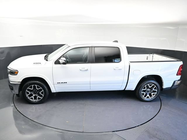 Used 2025 RAM 1500 Laramie AWD/4WD image 32