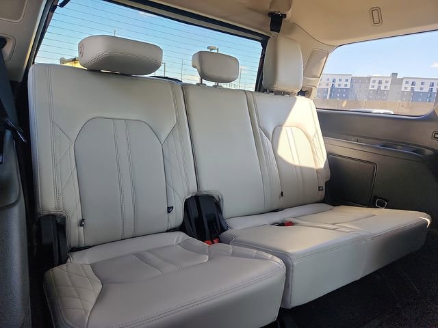 Certified 2021 Ford Expedition Platinum AWD/4WD image 32