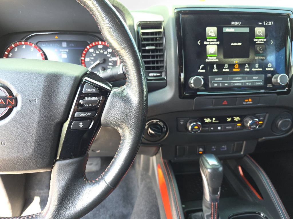 Used 2022 Nissan Frontier PRO-4X w/ Technology Package AWD/4WD image 15