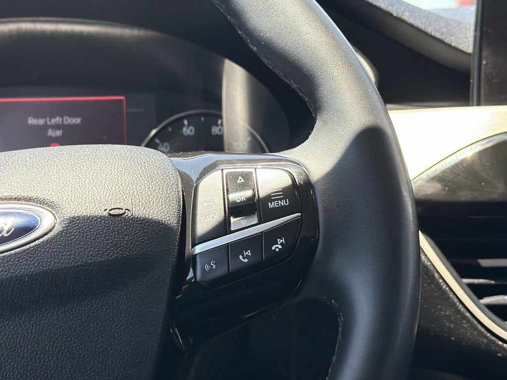 Certified 2021 Ford Escape SE w/ SE Sport Appearance Package FWD image 13