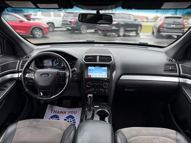 Certified 2017 Ford Explorer XLT w/ Equipment Group 202A image 14