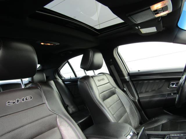 Certified 2019 Ford Taurus SHO w/ Driver Assist Package image 3