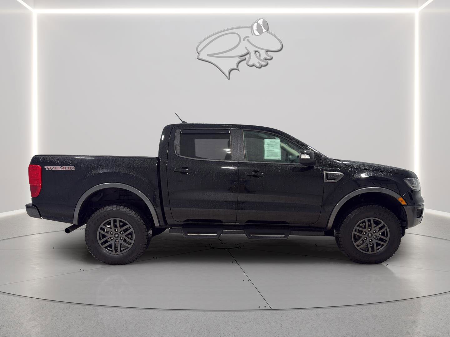 Certified 2023 Ford Ranger Lariat w/ Tremor Off-Road Package image 6