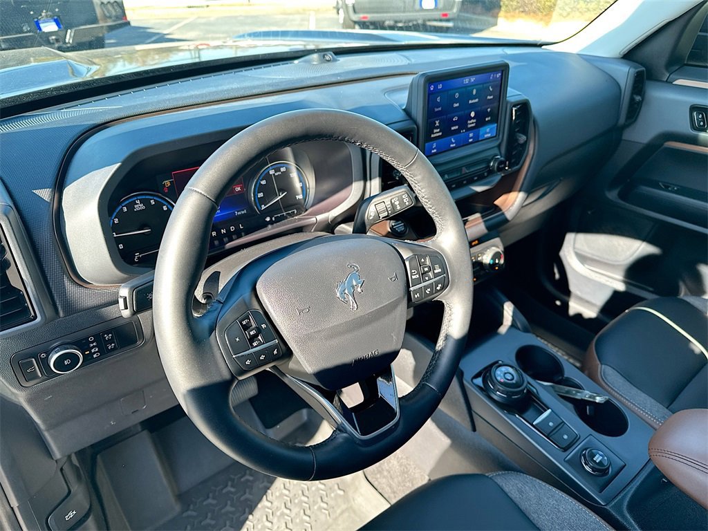 Certified 2024 Ford Bronco Sport Outer Banks w/ Tech Package image 11