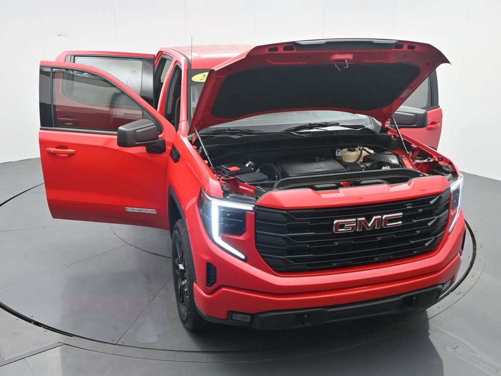 Used 2025 GMC Sierra 1500 Elevation w/ X31 Off-Road Package AWD/4WD image 39
