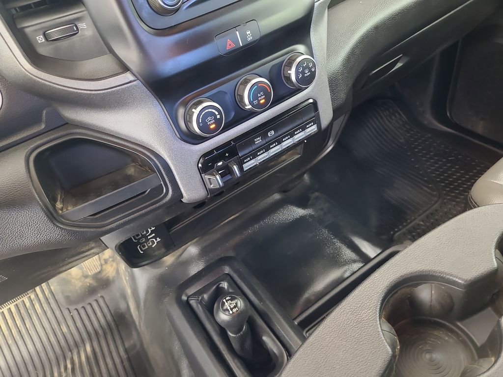 Used 2024 RAM 3500 Tradesman w/ Chrome Appearance Group image 15