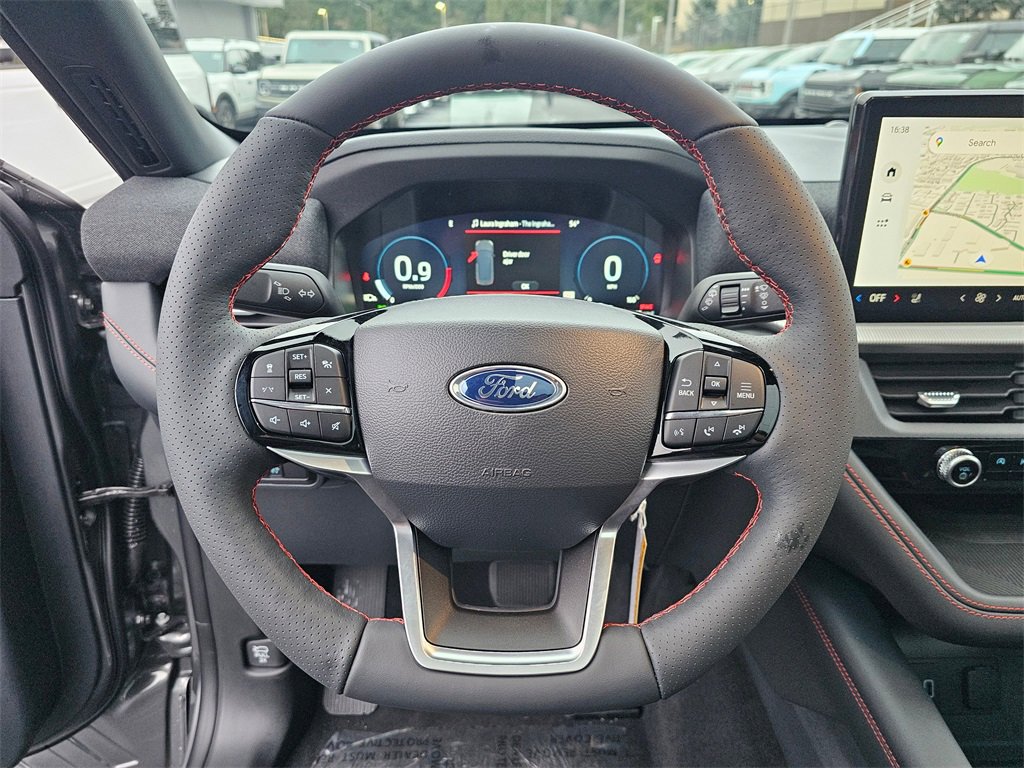 Certified 2026 Ford Explorer ST-Line w/ ST-Line Street Pack image 26