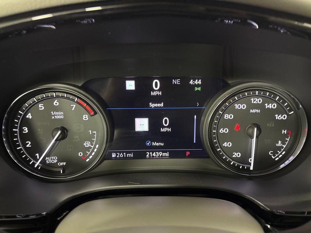 Used 2024 Cadillac XT6 Premium Luxury w/ Technology Package FWD image 15