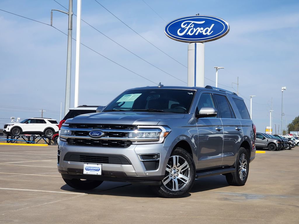 Certified 2024 Ford Expedition Limited image 3