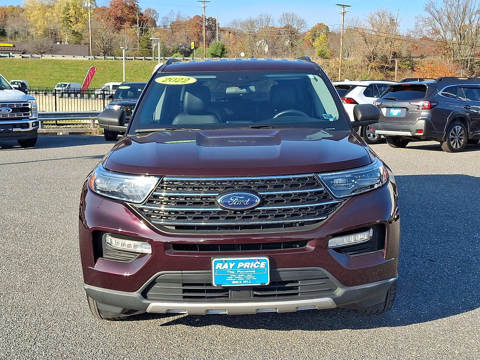 Certified 2022 Ford Explorer XLT w/ Equipment Group 202A AWD/4WD image 2
