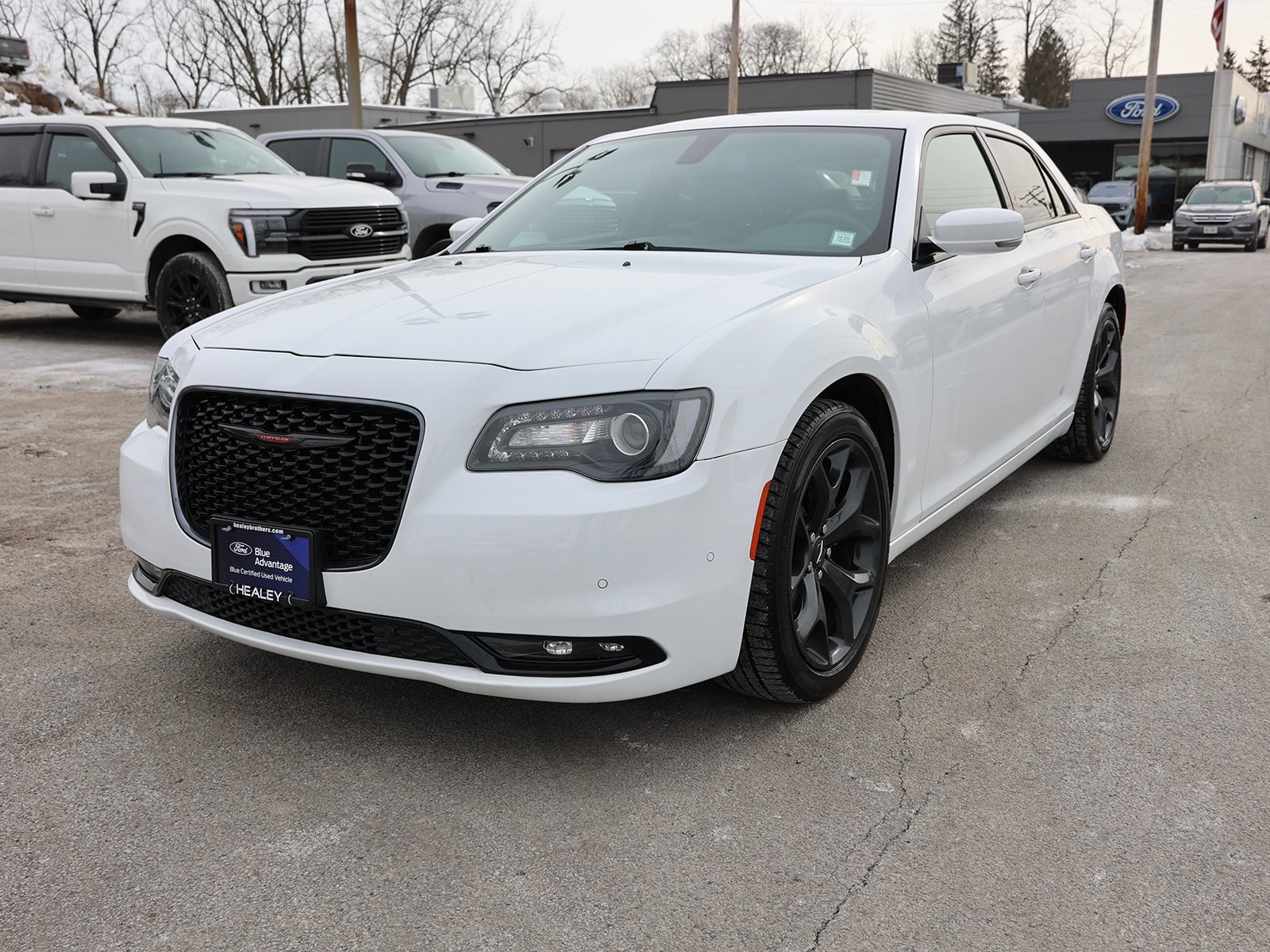 Used 2022 Chrysler 300 S image 3