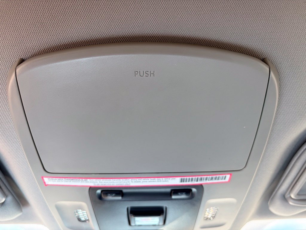 Used 2024 Toyota Camry SE FWD image 16