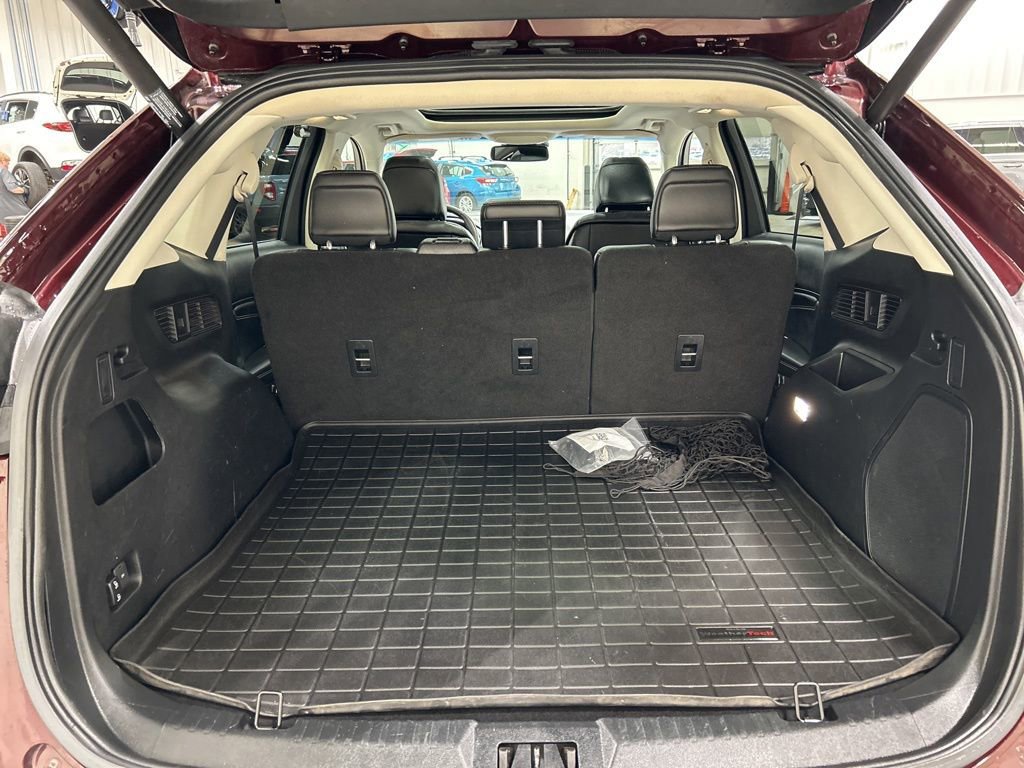 Certified 2020 Ford Edge Titanium w/ Equipment Group 301A AWD/4WD image 30