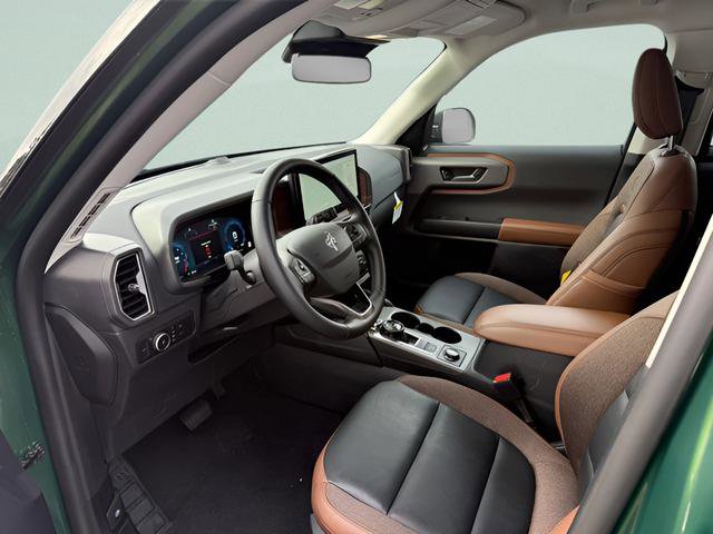 Certified 2025 Ford Bronco Sport Outer Banks w/ Outer Banks Tech Package+ AWD/4WD image 4