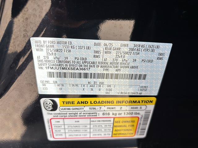 Certified 2025 Ford Expedition Platinum w/ Driver's Package AWD/4WD image 21