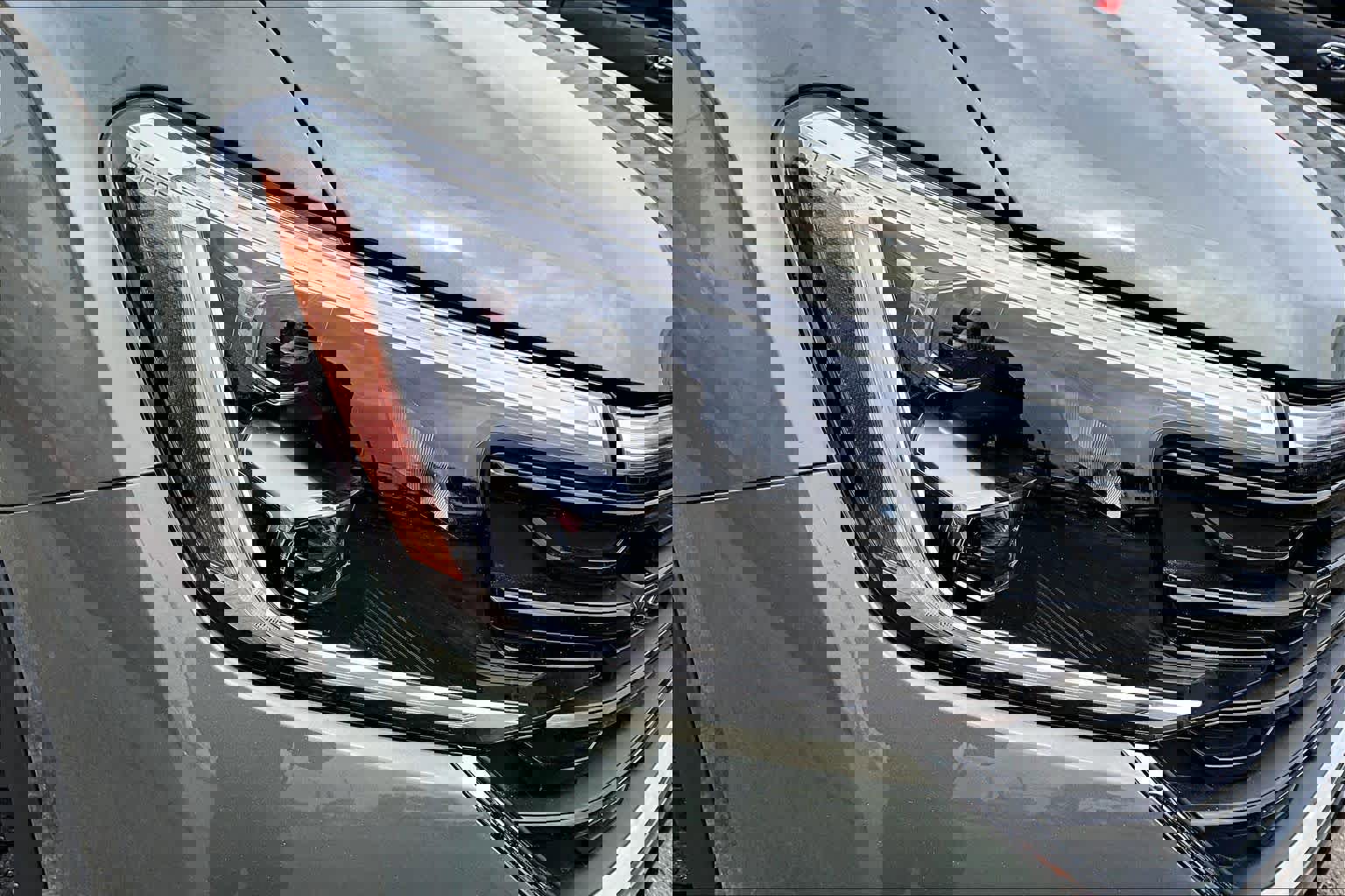 Used 2025 Volkswagen Atlas SEL Premium R-Line image 29