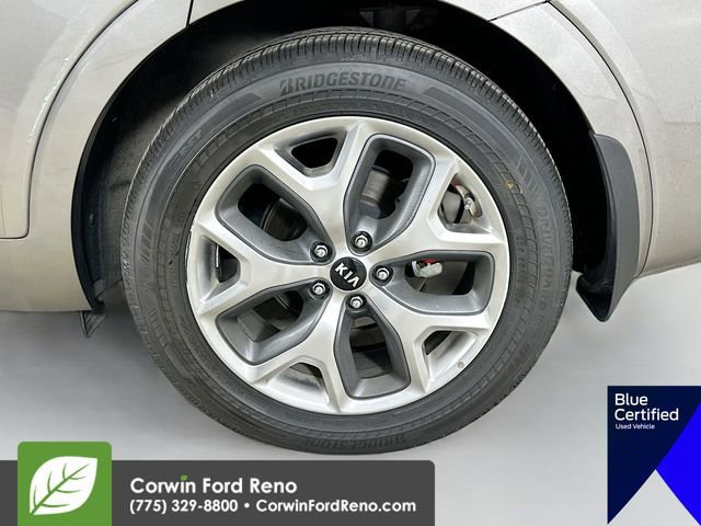 Used 2019 Kia Sorento SX image 36