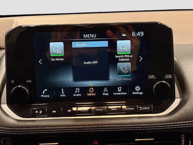 Used 2023 Nissan Rogue SL w/ SL Premium Package image 11